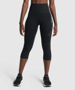 3 quarter length black workout leggings