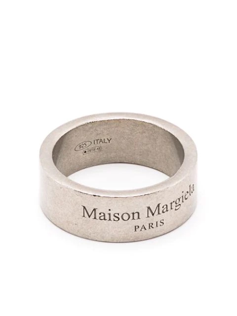 Distressed-look ring for men’s Valentine’s Day gift idea.
