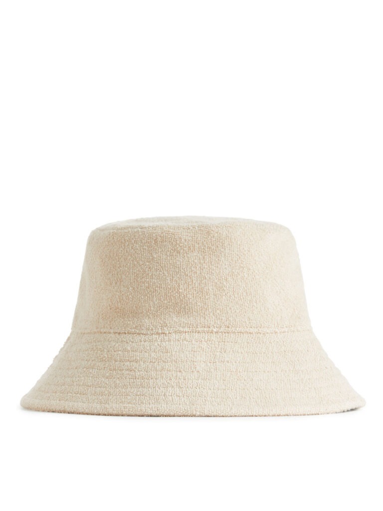 Towelling bucket summer hat from Arket.