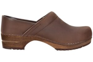 Classic brown clogs for women.