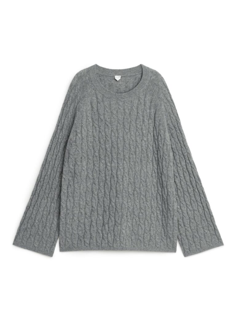 Grey cable-knit jumper