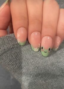 Frog nail art nails
