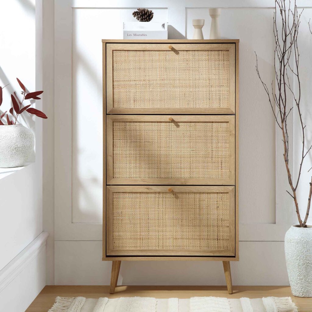 Tiered shoe cabinet